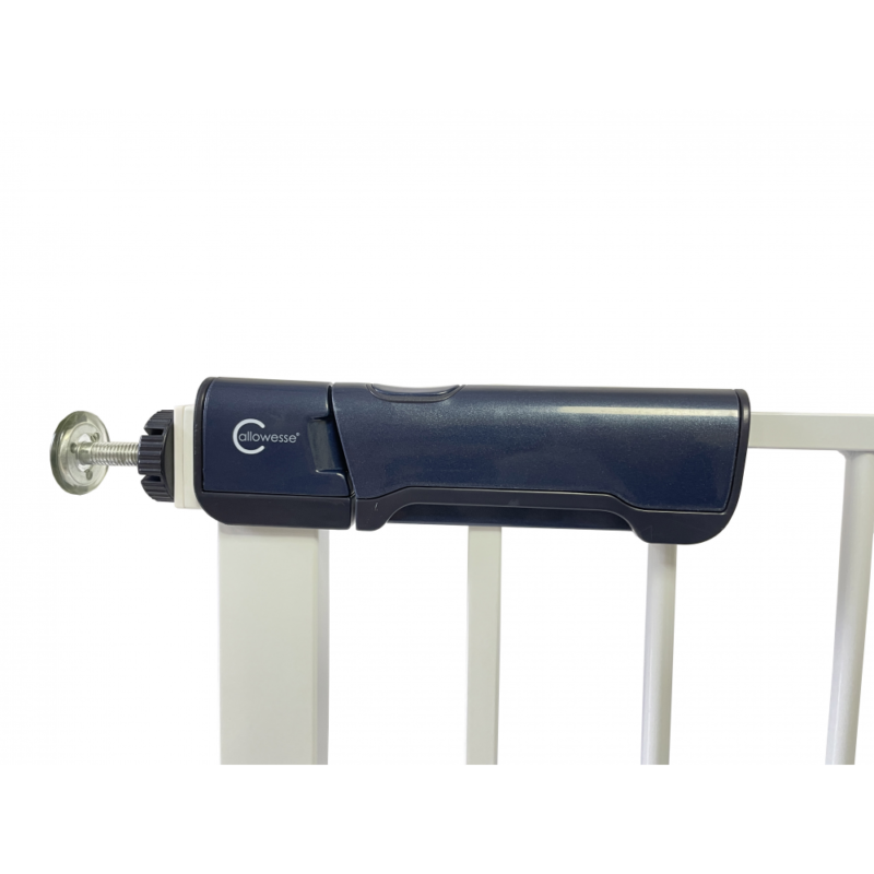 Callowesse Kuvasz Handle Closed